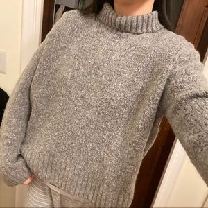 H&M gray turtle neck sweater